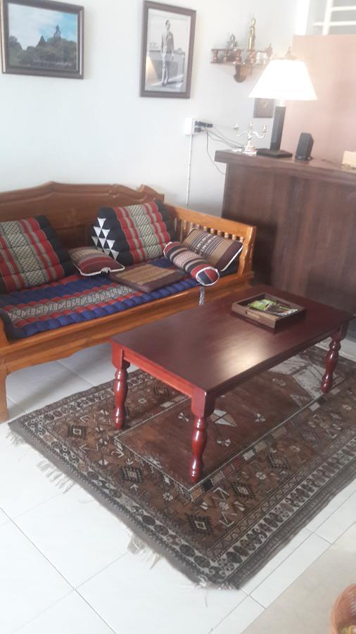 Savika Guesthouse Ranong Buitenkant foto