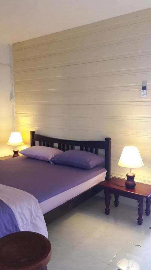 Savika Guesthouse Ranong Buitenkant foto