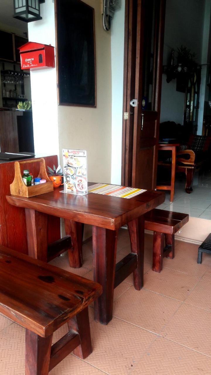 Savika Guesthouse Ranong Buitenkant foto