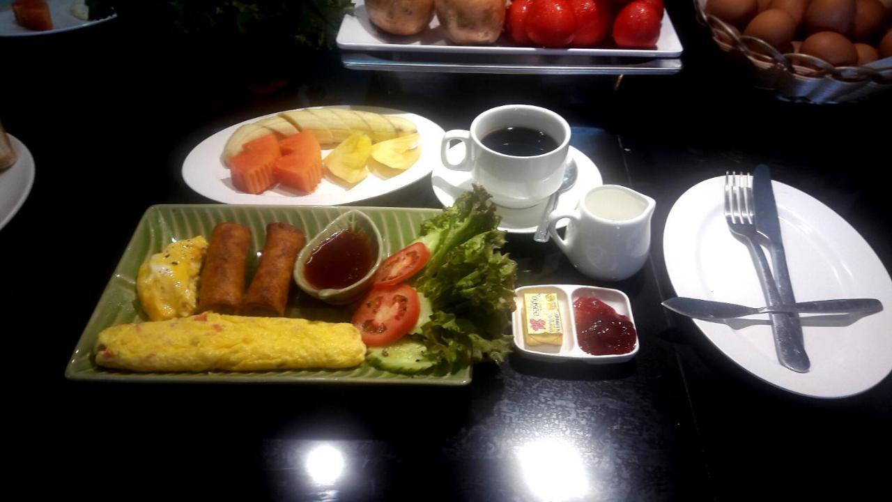 Savika Guesthouse Ranong Buitenkant foto