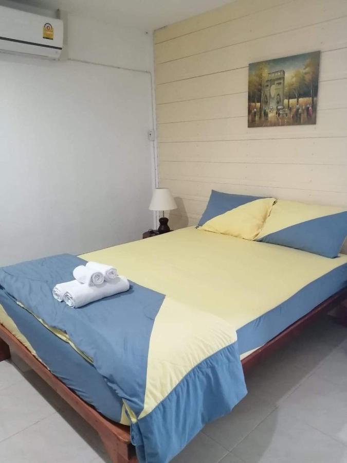 Savika Guesthouse Ranong Buitenkant foto